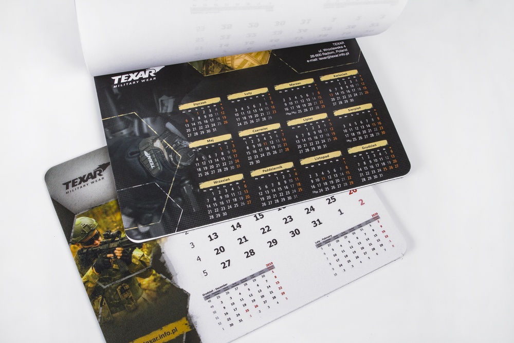 Kalendarze biurkowe leżące Texar